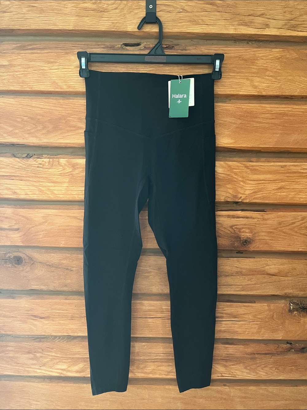 HALARA Black High-Rise Performance Leggings 7/8 length